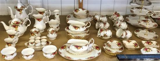 Large dinner, tea & coffee service - Old Country Rose